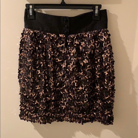 M M Couture Black and gold sequin skirt - Picture 5 of 5